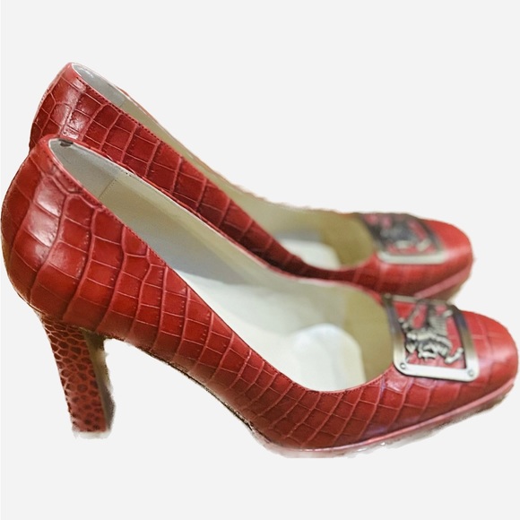 BURBERRY RED EMBOSSED CROC LEATHER HEELS PUMPS MADE IN ITALY SIZE 36.5/6…